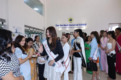 Miss Teen International Green Day gallery